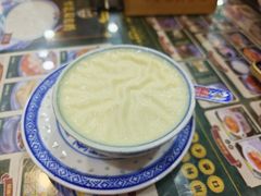 招牌厚乳双皮奶-广信牛奶甜品世家(台东店)