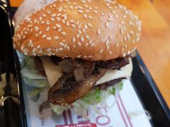 -The Habit Burger Grill 哈比特汉堡(复兴soho店)