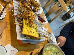 -亿牌牌东北烧烤(怀特店)