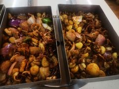 -老东镇啤酒屋海鲜加工·蒸汽海鲜·海鲜烧烤(台东店)