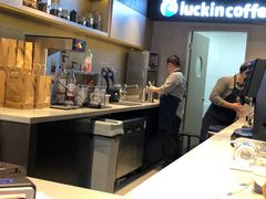 -瑞幸咖啡(八卦岭工业店)