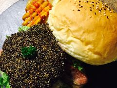 -HIGH FIVE哈福手工汉堡(桂林路店)