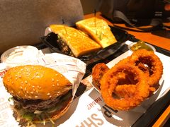 -The Habit Burger Grill 哈比特汉堡(复兴soho店)