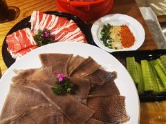 -佬土鹅肠火锅(中建大观店)