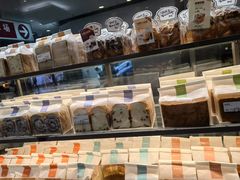 -Bread Talk 面包新语(荟聚店)