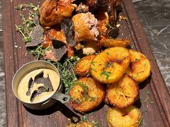 -LESCEDARS Brasserie Bistro香柏树