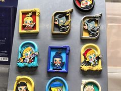 -泡泡玛特POPMART(蓝色港湾店)