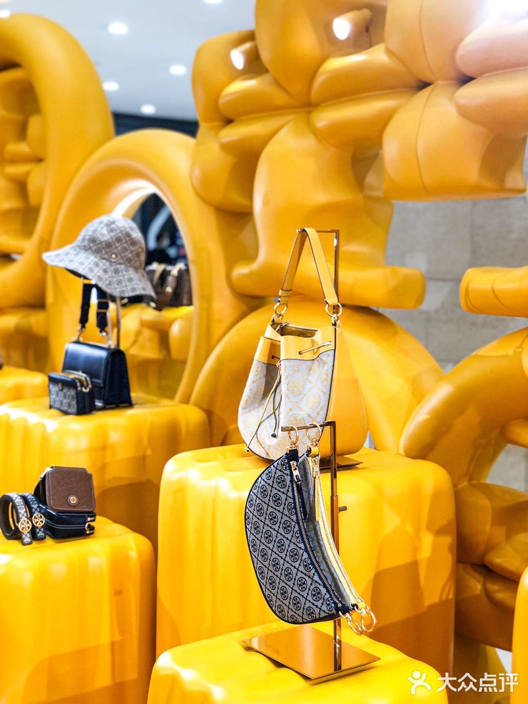 Tory Burch限时快闪店｜体验独特设计美