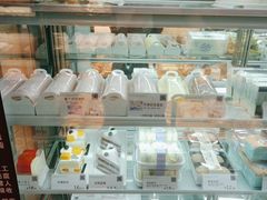 -顶东面包花园·生日蛋糕(香榭丽店)