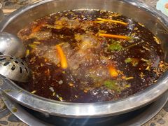 -肖肖酸萝卜鱼火锅(总店)