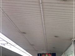 -亚龙湾站