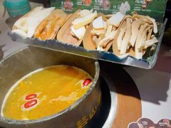 -芸山季·云南山珍菌火锅(人民广场来福士店)