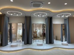 -Color卡诺婚纱礼服馆(南京严选店)