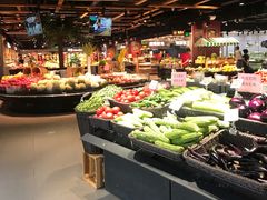 -中百仓储超市有限公司(越秀星汇维港店)