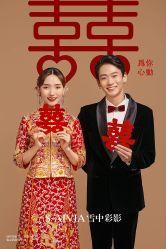 -雪中彩影婚纱摄影·微光艺术中心