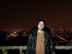 -鬼笑石后山停车场