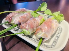 -大头虾越式风味餐厅(光明广场店)