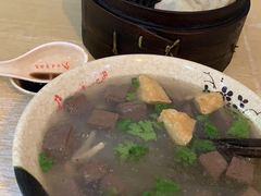 鸭血粉丝汤-徐建萍汤包(热河南路店)