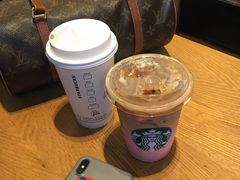 -星巴克臻选(舟山凯虹广场店)