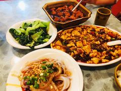 -华光驿站私房菜·黑金冠