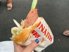 -Bánh Mì Huynh Hoa