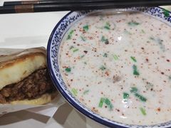 羊肉汤（多肉）-穆得·老周家牛肉烧饼(普利街店)