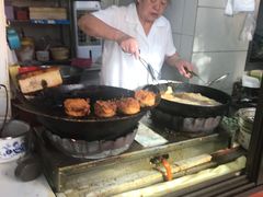 -阿婆油墩子(五里桥路188弄小区店)