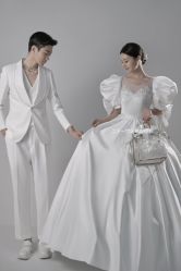 -二十一世纪婚纱摄影(省府前街店)