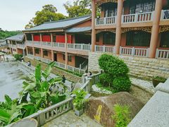 -石峰岩寺