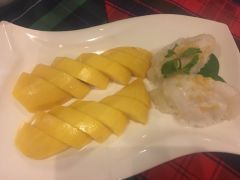 芒果糯米饭-卷心菜和安全套