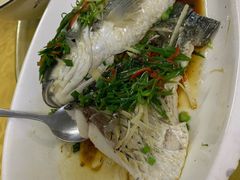 -油田美食农庄