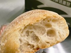 -日禾日尝鲜活面包(武商Mall店)