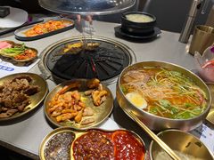 -金会长自助海鲜·烤肉(人民广场店)