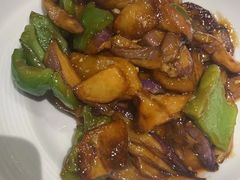 -关东小磨东北菜(上海长风大悦城店)