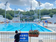 -越秀山游泳场