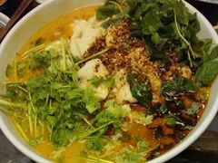 云南酸菜鱼-云海肴·汽锅鸡·云南菜(天津国金汇店)