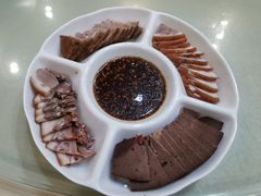 熏酱拼盘-石饮红星包子(中山路店)