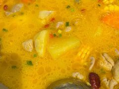 -晓彭肥肠鸡·泡椒鸡火锅(水木天地店)