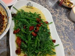 -龙大哥辣子鸡(亚太中心店)