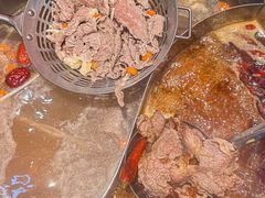 -来龍儿鲜切牛肉自助老火锅