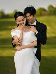 -至臻微拉婚纱摄影