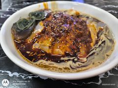 -何老二卤汁凉粉