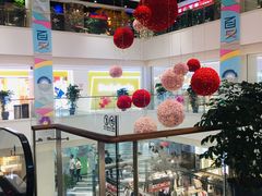 店内环境-百联临沂购物中心(临沂路店)