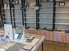 -瑞司视光眼镜·蔡司战略合作眼镜店(新街口店)
