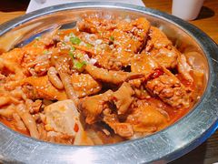 鸡爪煲-谢蟹浓·肉蟹煲(新奥店)
