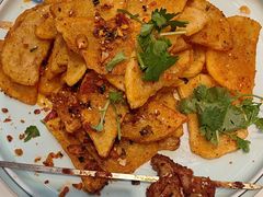 -三江源美食城