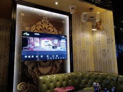 -UK派对KTV(日月广场店)