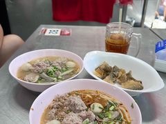 -榮泰米粉湯(Left Shop)