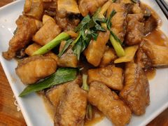冬菇火腩焖山水豆腐-美极鲜食坊(宝安南路店)