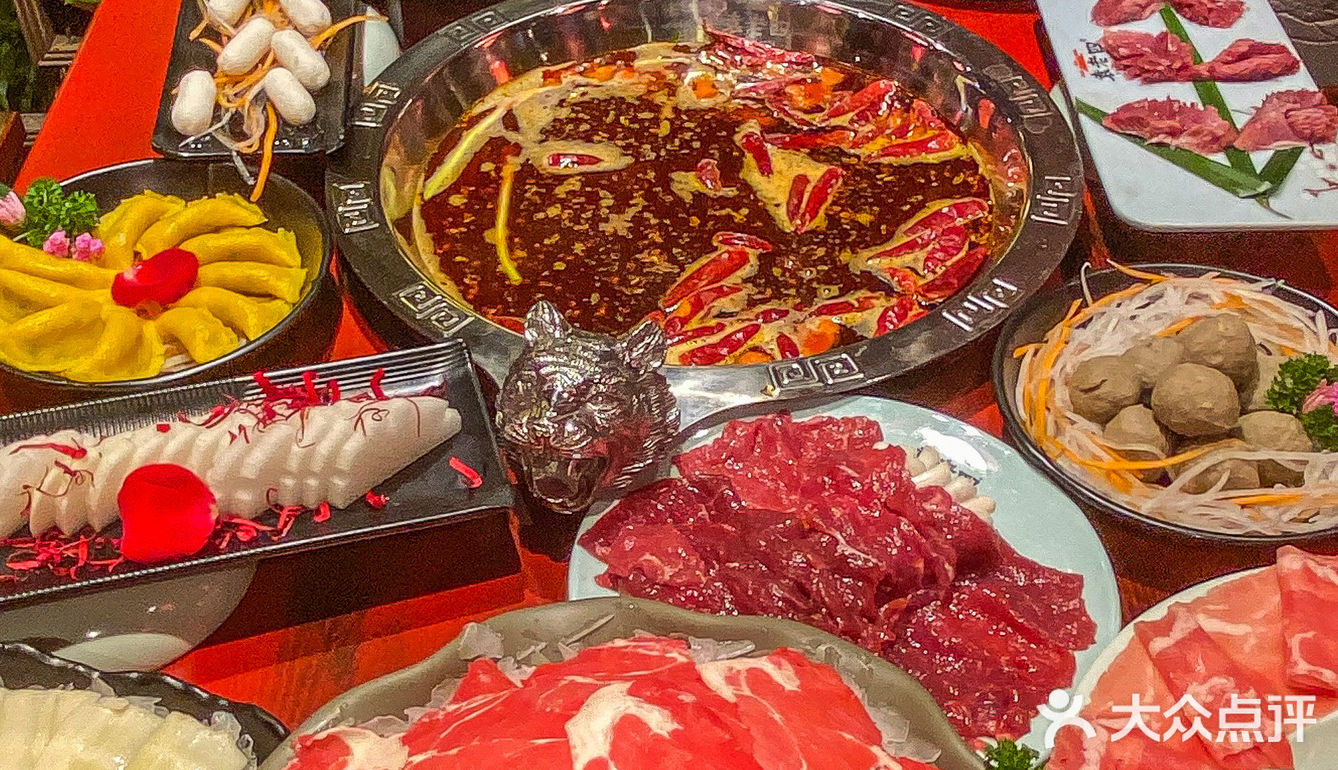 排队王袁老四尊滴太好吃了吧 袁老四又开分店！还有人没吃过吗🥘